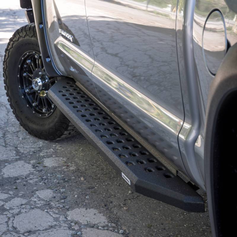 Go Rhino - Go Rhino RB20 Running Boards with Mounting Brackets Kit 69442568T